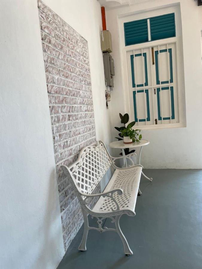 Guest House "Feel At Home" Near A Famosa Fortress & Stadhuys Malacca Exterior photo